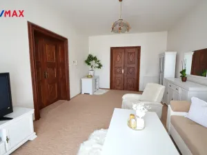 Prodej rodinného domu, Uničov, Masarykovo nám., 307 m2