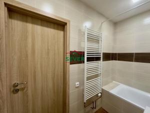 Prodej bytu 2+1, Louny, 28. října, 51 m2