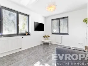 Prodej rodinného domu, Tuchoměřice, Pod Hájem, 205 m2