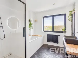 Prodej rodinného domu, Tuchoměřice, Pod Hájem, 205 m2