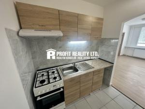 Prodej bytu 2+kk, Králův Dvůr, Pod Hájem, 40 m2