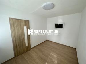 Prodej bytu 2+kk, Králův Dvůr, Pod Hájem, 40 m2
