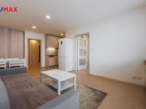 Pronájem bytu 2+kk, Praha - Bohnice, Ratibořská, 51 m2