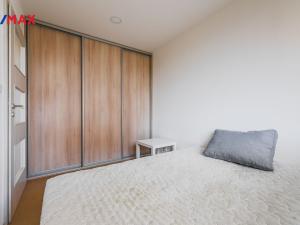 Pronájem bytu 2+kk, Praha - Bohnice, Ratibořská, 51 m2