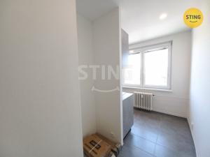 Pronájem bytu 1+1, Ostrava, Výškovická, 39 m2