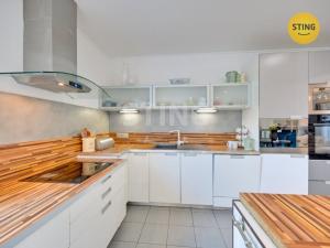 Prodej rodinného domu, Mikulov, Bezručova, 204 m2