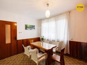 Prodej rodinného domu, Milovice, 154 m2