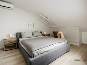 Pronájem bytu 3+kk, Praha - Vršovice, 28. pluku, 103 m2