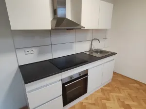Pronájem bytu 1+1, Kolín, Dělnická, 32 m2