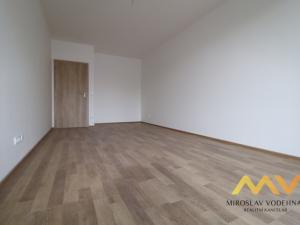 Pronájem bytu 2+kk, Hradec Králové - Nový Hradec Králové, Antonína Petrofa, 60 m2