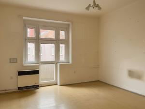 Prodej bytu 1+kk, Praha - Strašnice, Nad Primaskou, 31 m2