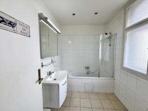 Pronájem bytu 2+1, Praha - Nové Město, Resslova, 75 m2