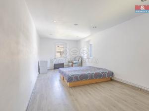 Prodej rodinného domu, Vrutice - Svařenice, 640 m2