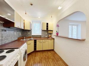 Prodej bytu 3+kk, Praha - Prosek, Letňanská, 77 m2