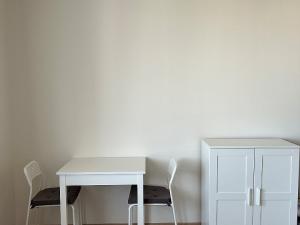 Pronájem bytu 1+kk, Praha - Kbely, Sedlářova, 33 m2