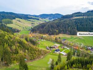 Prodej chalupy, Velké Karlovice, 180 m2