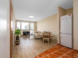 Pronájem bytu 2+kk, Praha - Bohnice, Poznaňská, 47 m2