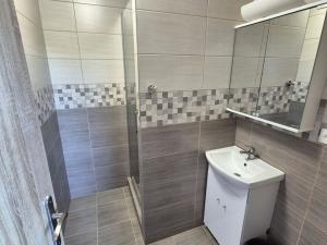 Pronájem bytu 2+1, Liberec - Liberec XIV-Ruprechtice, Na Pískovně, 58 m2
