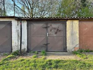 Pronájem garáže, Pardubice, 18 m2