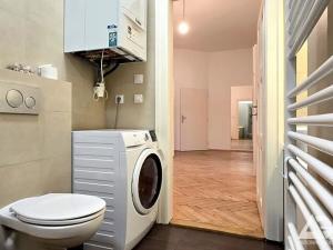 Pronájem bytu 4+kk, Praha - Nové Město, Podskalská, 100 m2
