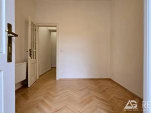Pronájem bytu 4+kk, Praha - Nové Město, Podskalská, 100 m2