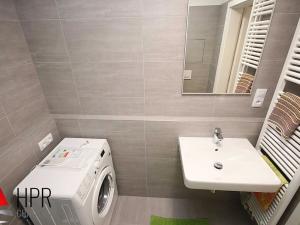 Pronájem bytu 1+kk, Brno, Poříčí, 43 m2