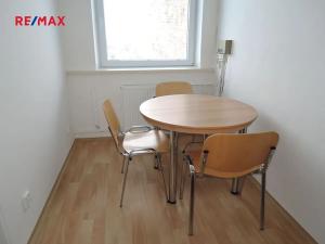 Pronájem ubytování, Hostivice, Sportovců, 110 m2