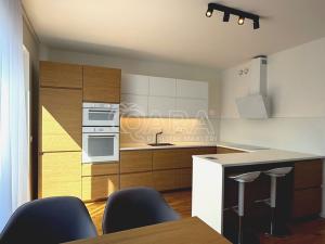 Pronájem bytu 3+kk, Praha - Modřany, Kolmanova, 90 m2