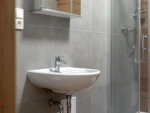 Pronájem bytu 2+kk, Ostrava, Křišťanova, 94 m2