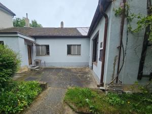 Prodej rodinného domu, Lány, Berounská, 150 m2
