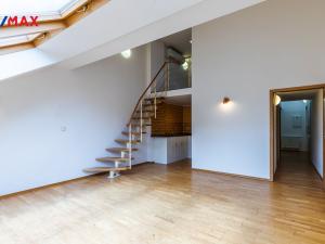 Prodej bytu 2+kk, Praha - Žižkov, Štítného, 57 m2