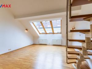 Prodej bytu 2+kk, Praha - Žižkov, Štítného, 57 m2