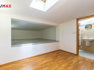 Prodej bytu 2+kk, Praha - Žižkov, Štítného, 57 m2