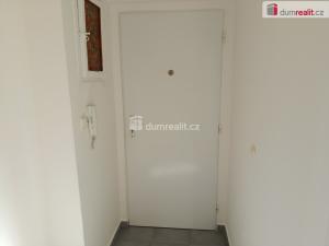 Pronájem bytu 2+kk, Praha - Vršovice, Novgorodská, 42 m2