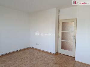 Pronájem bytu 2+kk, Praha - Vršovice, Novgorodská, 42 m2