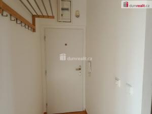 Pronájem bytu 2+kk, Praha - Vršovice, Novgorodská, 42 m2