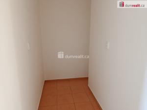 Pronájem bytu 2+kk, Praha - Vršovice, Novgorodská, 42 m2
