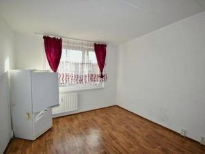 Pronájem bytu 1+1, Chomutov, Zahradní, 35 m2