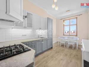 Pronájem bytu 2+1, Praha - Vinohrady, Římská, 82 m2