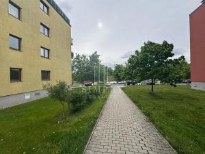 Pronájem bytu 3+1, Praha - Štěrboholy, Andersenova, 68 m2