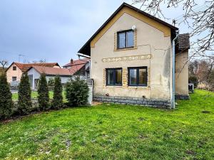 Prodej rodinného domu, Luže, 180 m2