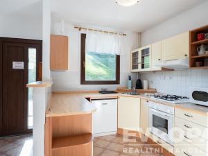 Prodej rodinného domu, Benecko - Horní Štěpanice, 245 m2