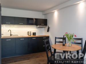 Prodej rodinného domu, Benecko - Horní Štěpanice, 245 m2
