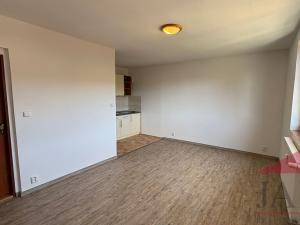 Prodej bytu 2+kk, Srní, 46 m2