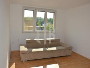 Pronájem bytu 2+1, Týn nad Vltavou - Malá Strana, Vojnova, 72 m2