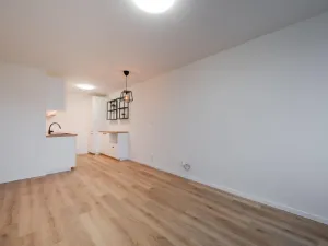 Pronájem bytu 2+kk, Praha - Hlubočepy, Werichova, 44 m2