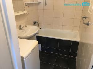 Pronájem bytu 1+1, Praha - Strašnice, Nad Primaskou, 41 m2
