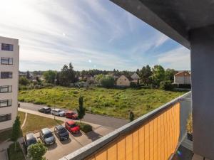 Pronájem bytu 2+kk, Praha - Uhříněves, Oty Bubeníčka, 52 m2