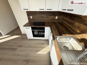 Prodej bytu 2+1, Sázava, Školská, 56 m2