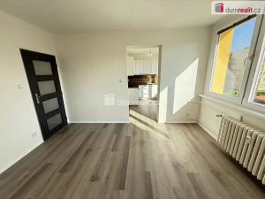 Prodej bytu 2+1, Sázava, Školská, 56 m2